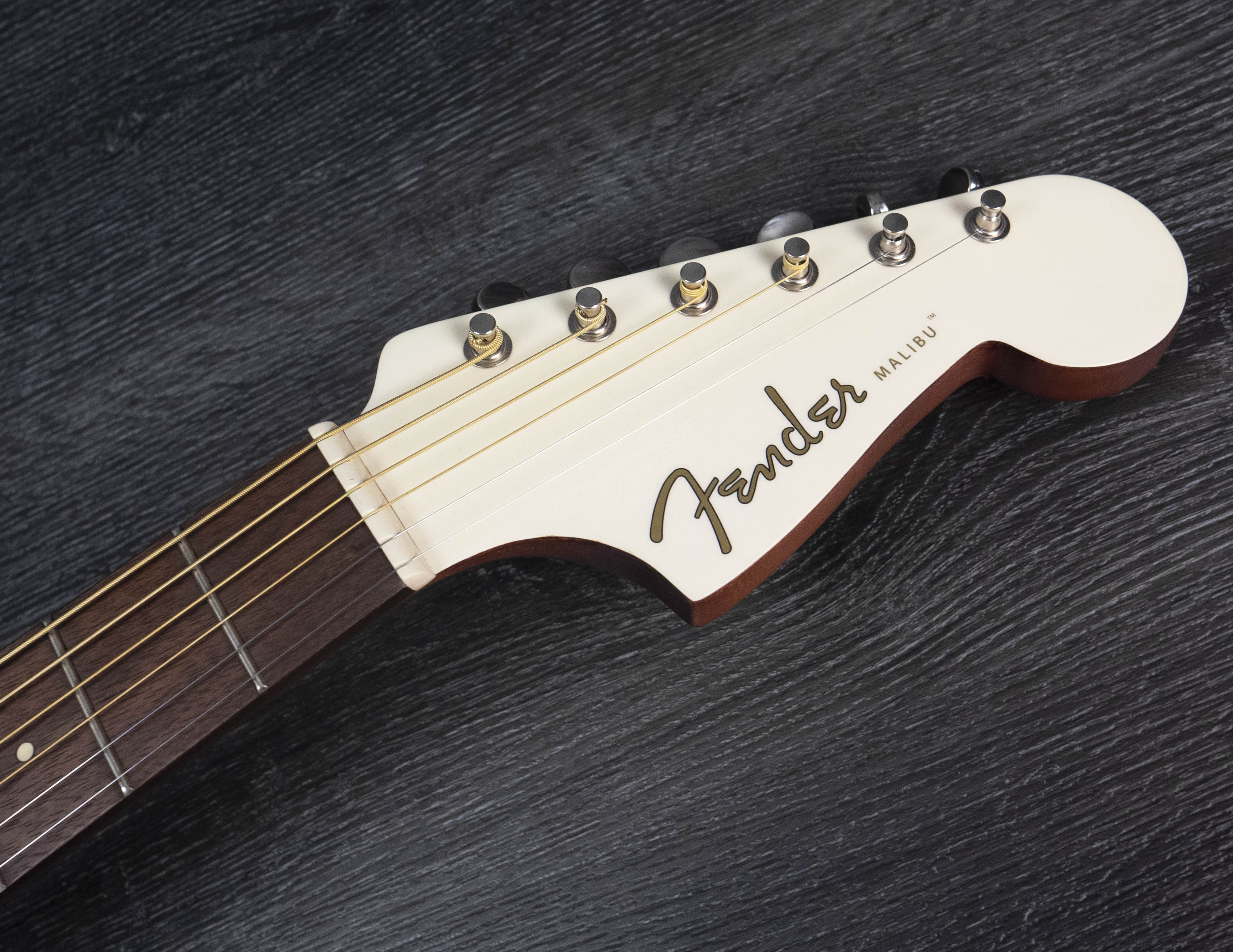 Fender Malibu Player, Walnut Fingerboard, Olympic White – A Strings