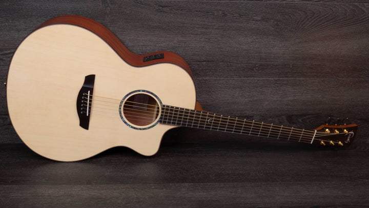 Faith Natural Neptune Electro-Acoustic, All Solid, Engelmann Spruce Top, Mahogany Back