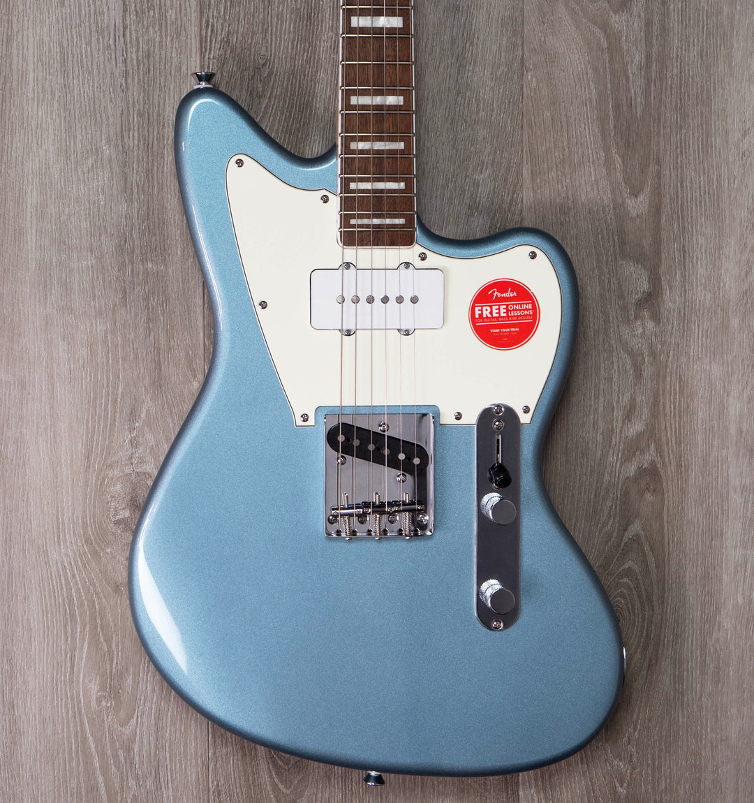 Squier édition limitée Paranormal Offset Telecaster SJ, touche en laurier, pickguard en parchemin, bleu glacier métallisé