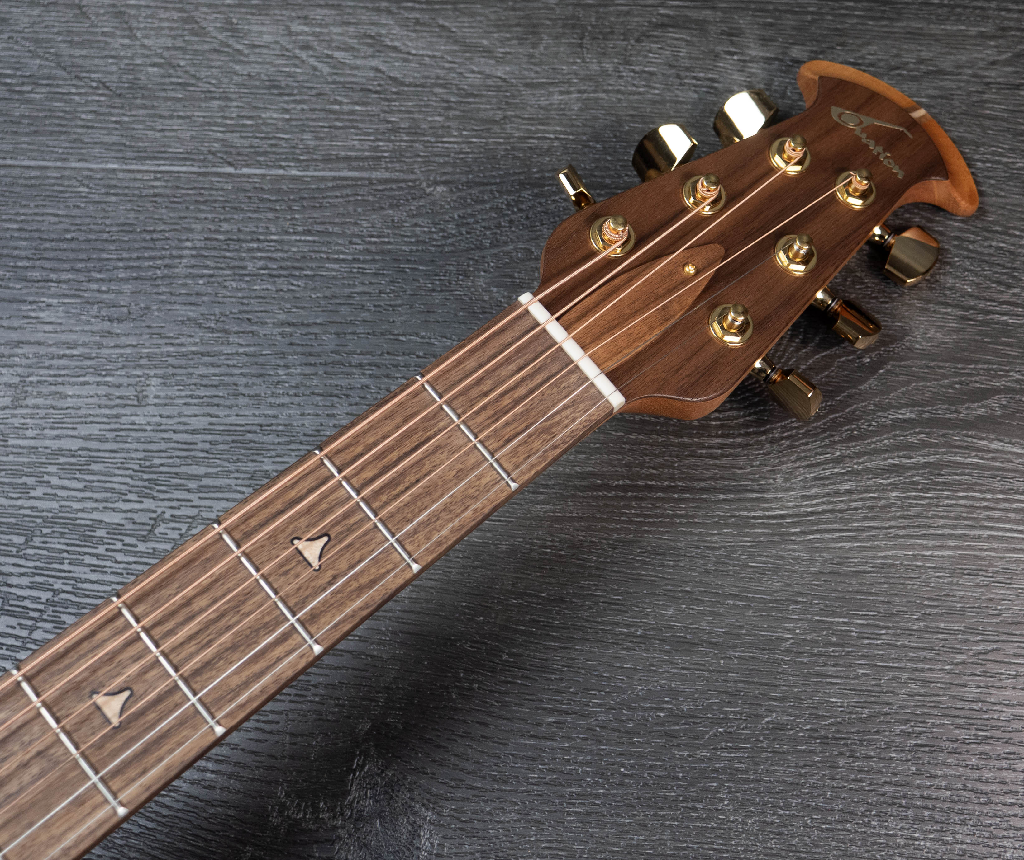 Ovation (USA) 1768-4S-G Pro Series Elite, Natural – A Strings