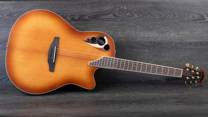 Ovation CDX40-PB-G Celebrity Elite Deluxe, Peach Burst Satin