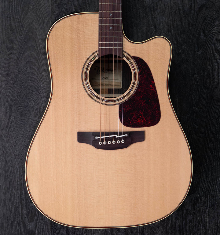 Guitare Dreadnought à pan coupé Takamine P5DC Pro Series, table en épicéa