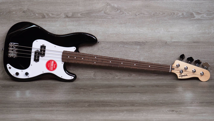 Basse Squier Sonic Precision, touche en laurier, pickguard blanc, noir