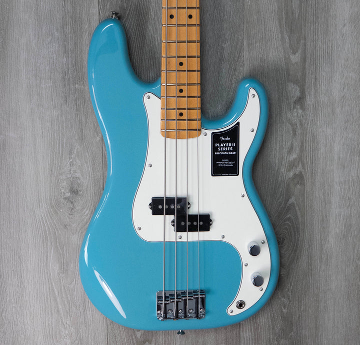 Bajo Fender Player II Precision, diapasón de arce, tono azul aqua