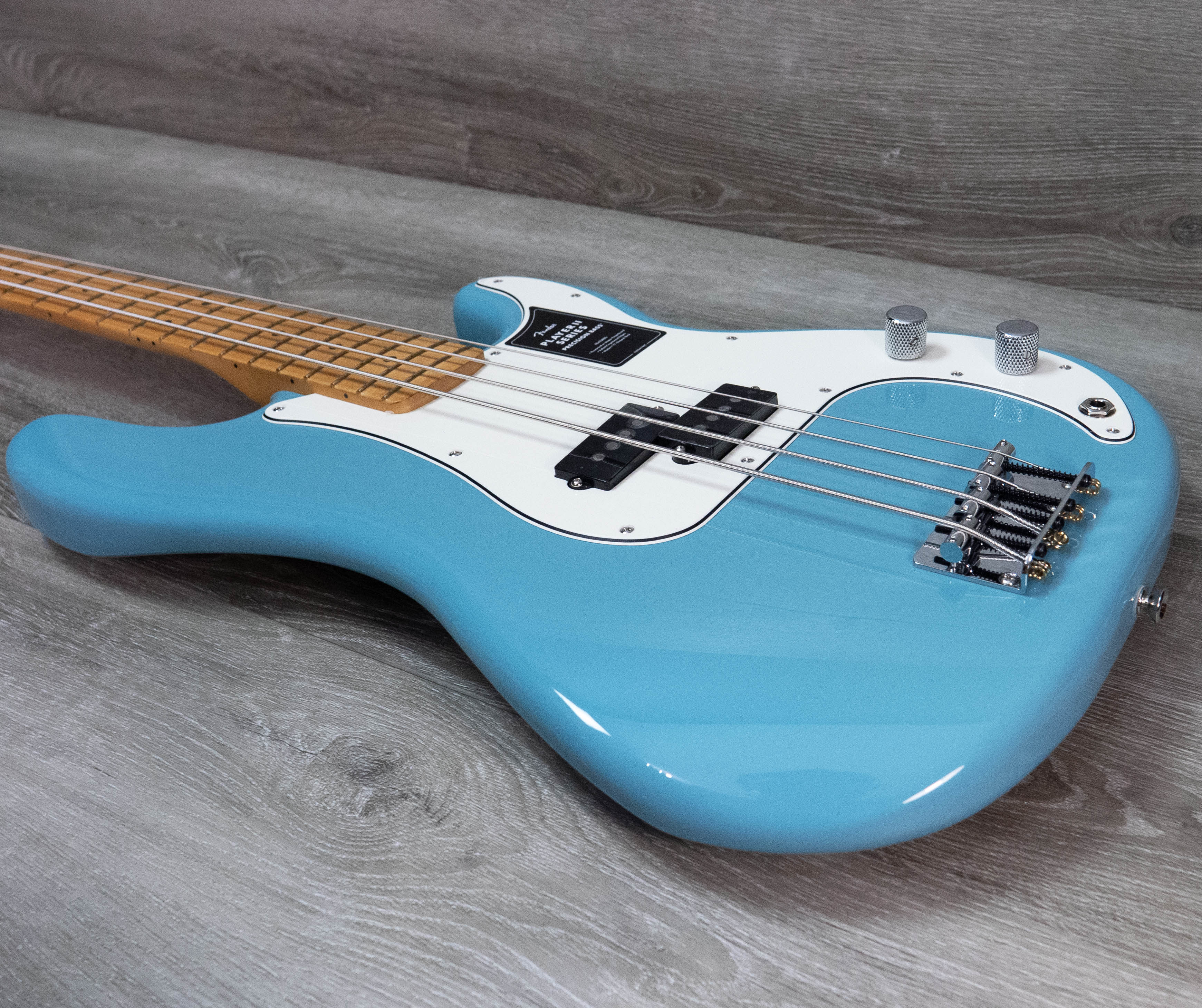 Fender Player II Precision Bass, Maple Fingerboard, Aquatone Blue