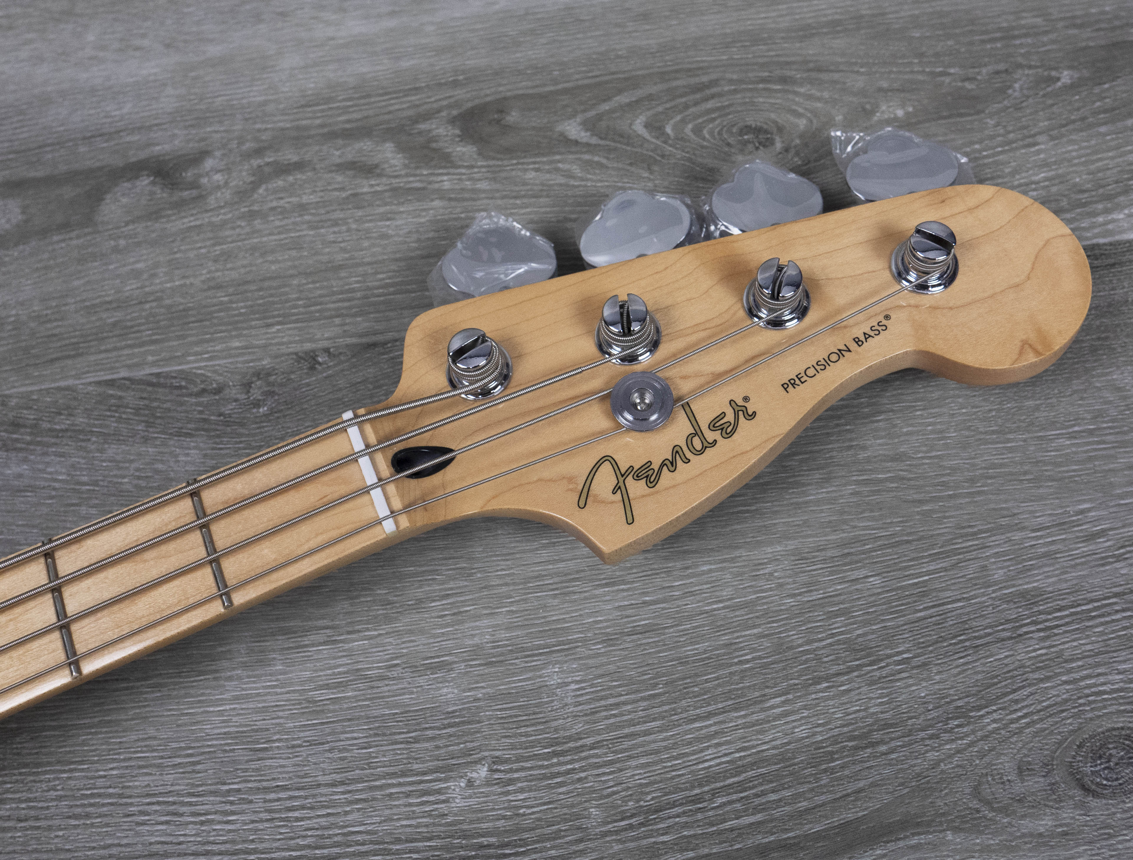 Fender Player Precision Bass, Maple Fingerboard, Black – A Strings