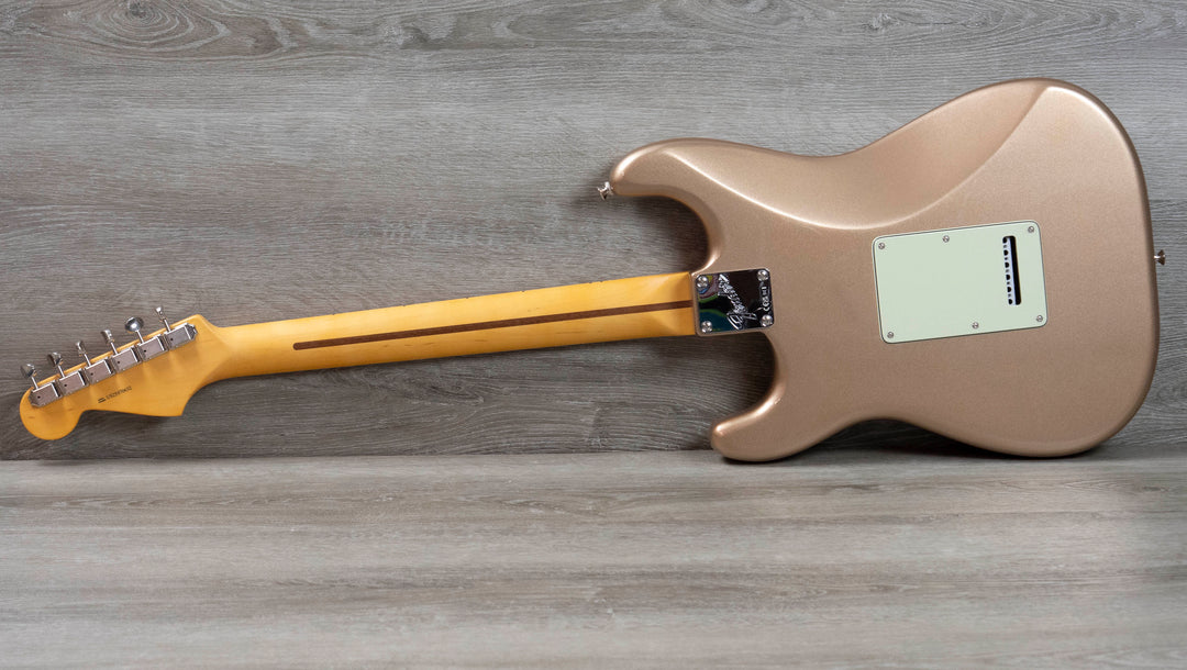 Fender American Professional Classic Stratocaster, Maple Fingerboard, Faded Firemist Gold