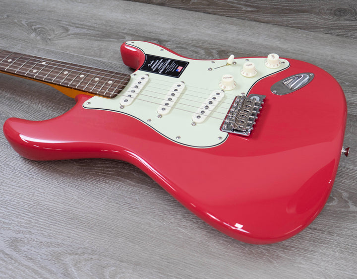 Fender American Professional Classic Stratocaster, Rosewood Fingerboard, Faded Dakota Red