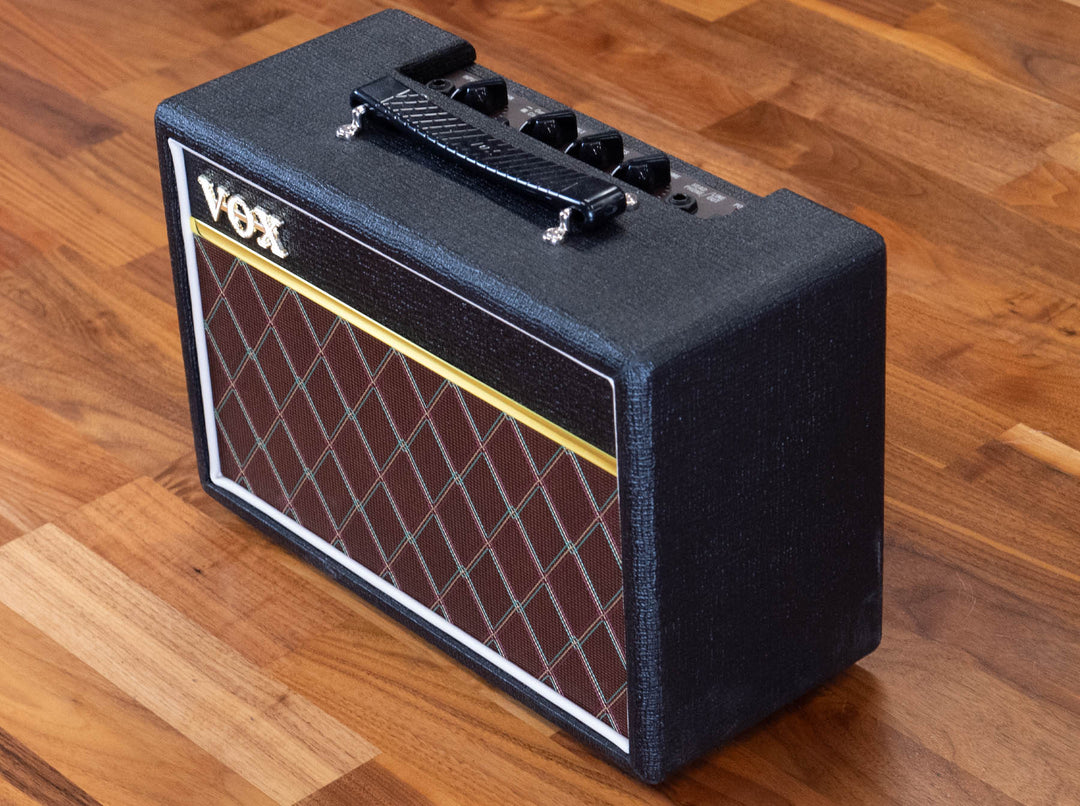 Vox Pathfinder 10W Guitar Amp Combo, 1 x 6.5" Speaker, Black