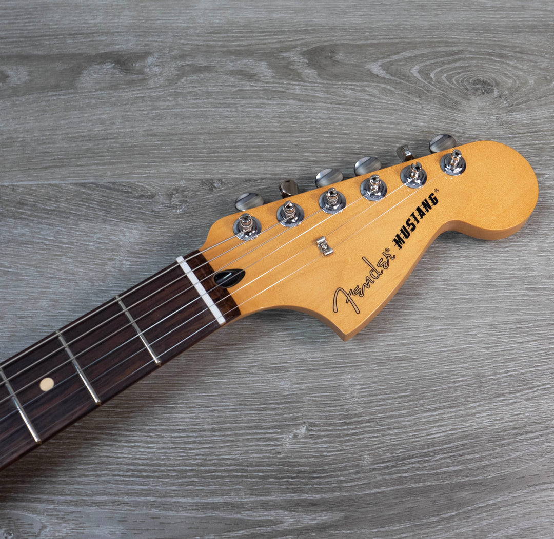 Fender Player II Mustang, Rosewood Fingerboard, Birch Green
