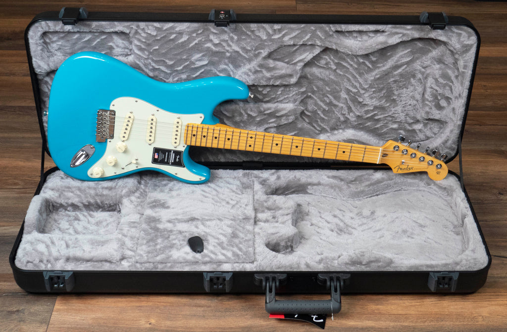 Stratocaster American professional Ⅱ Fender American Professional II Stratocaster in Black with Maple