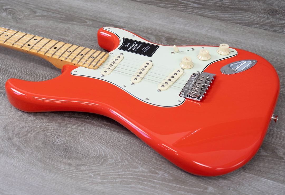 Fender Player II Stratocaster, Maple Fingerboard, Rallye Orange