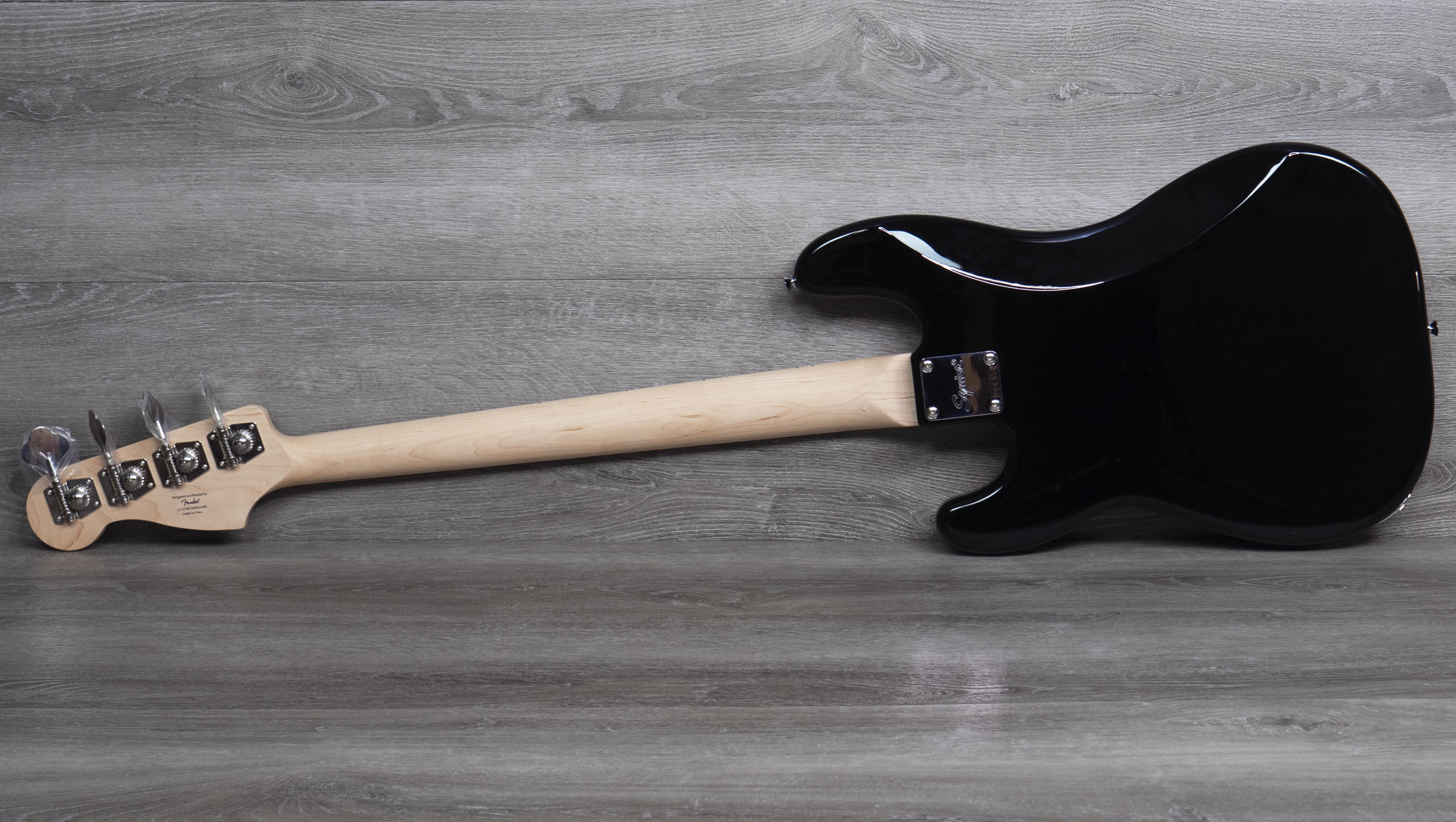 Squier Affinity Series Precision PJ Bass, Maple Fingerboard