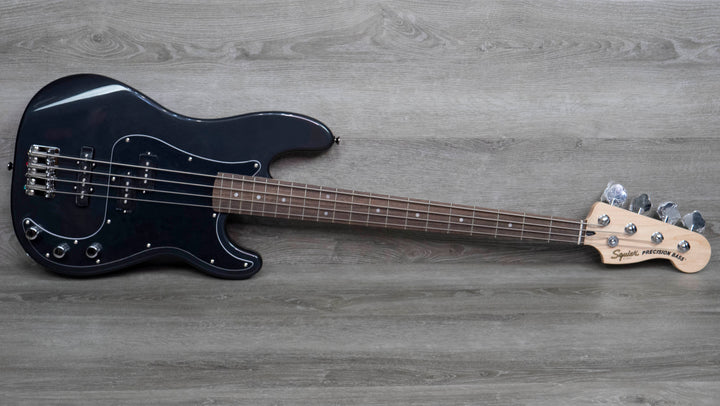 Basse Squier Affinity Series Precision PJ, touche en laurier, charbon de bois givré métallisé