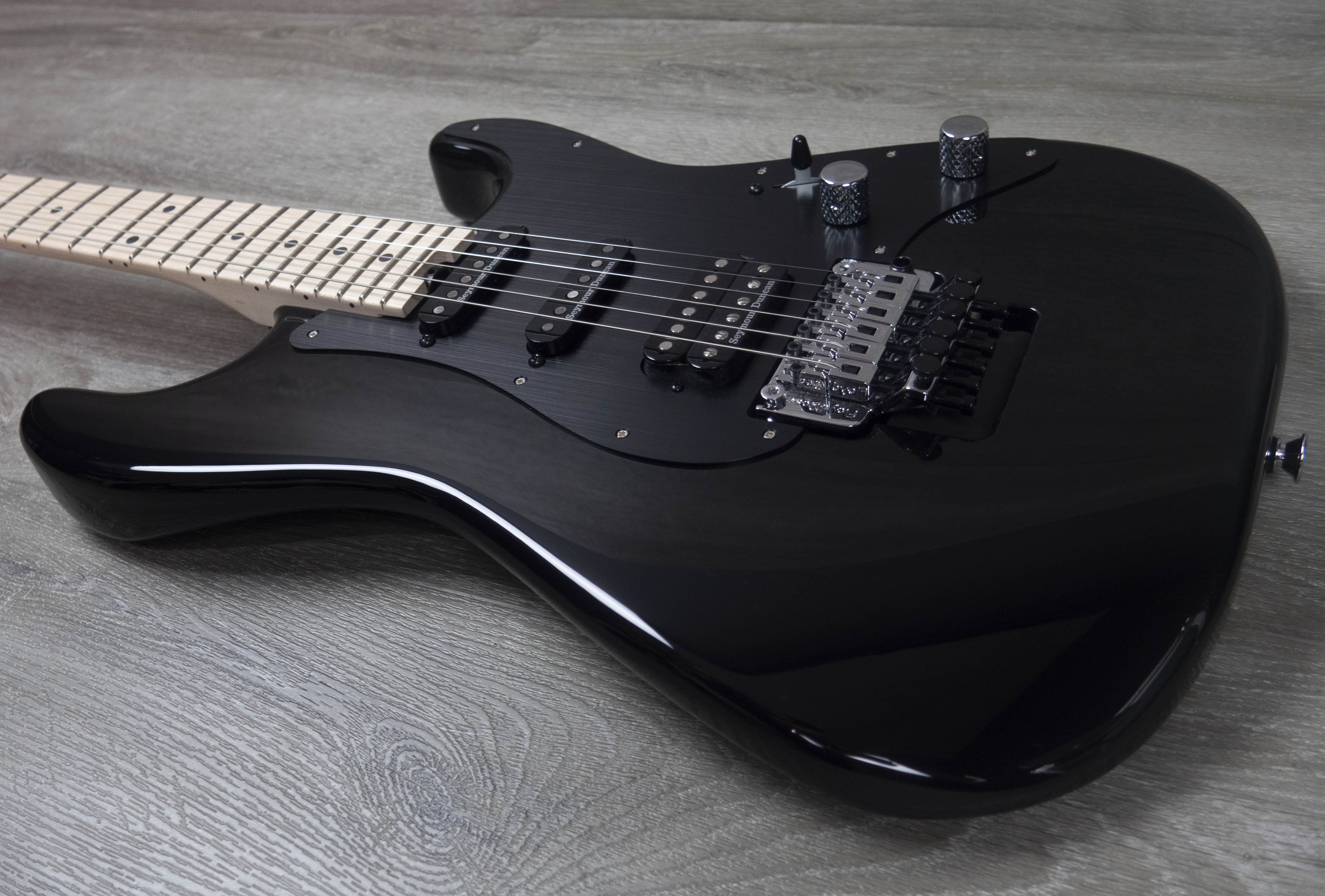 コ*ジ様 Charvel PRO-MOD SO-CAL STYLE 1 HSS Pro-Mod So-Cal Style 1 HSS FR M