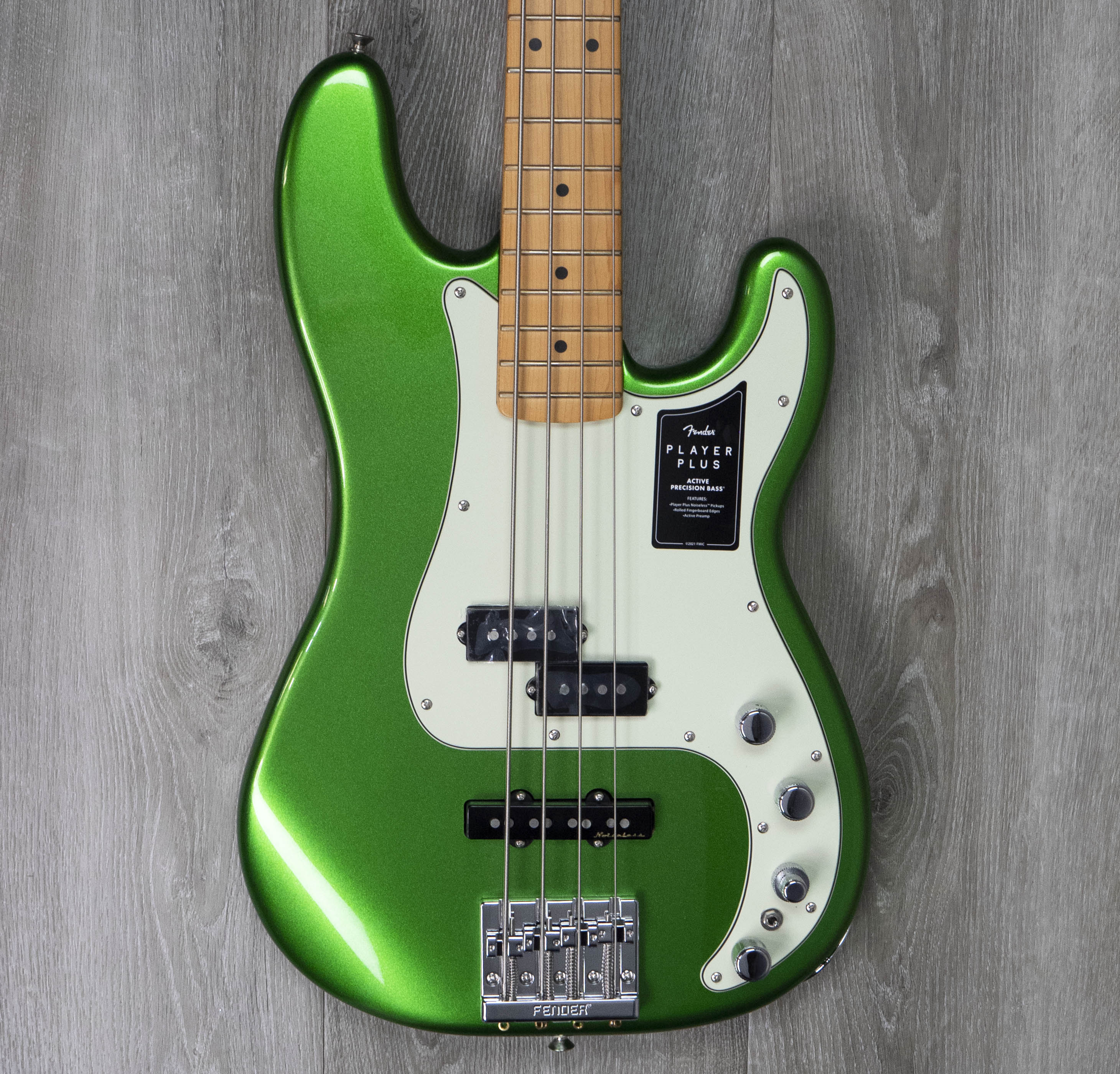 Fender Player Plus Precision Bass, Maple Fingerboard, Cosmic Jade