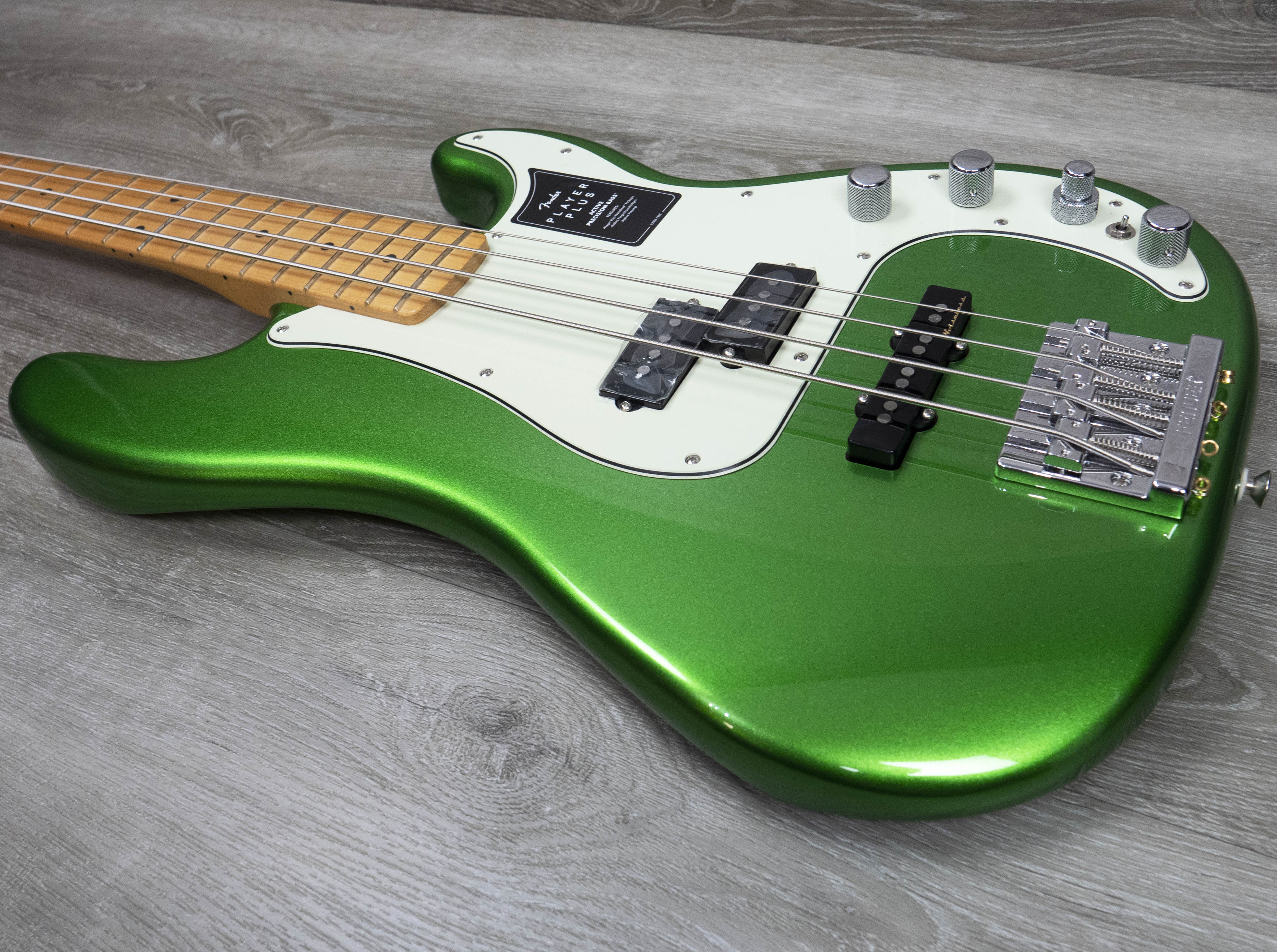 Fender Player Plus Precision Bass, Maple Fingerboard, Cosmic Jade
