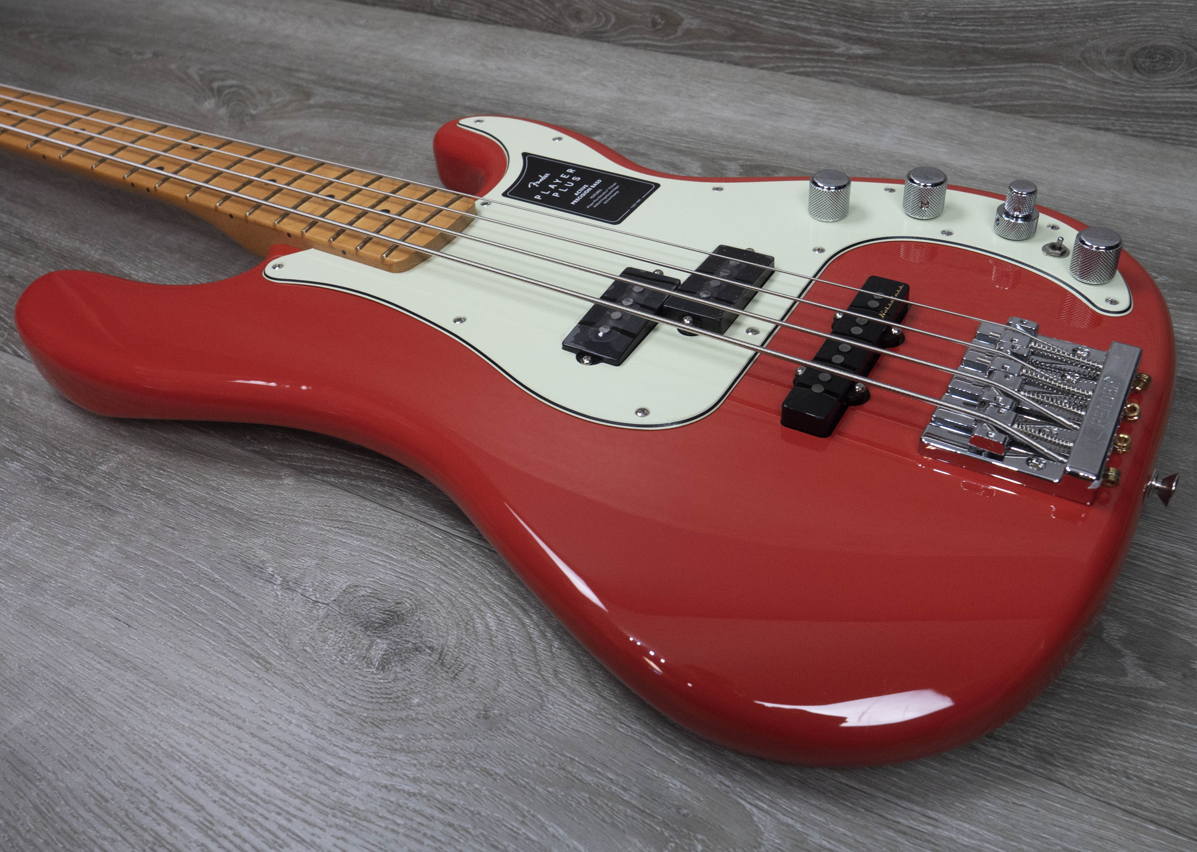 Fender Player Plus Precision Bass, Maple Fingerboard, Fiesta Red
