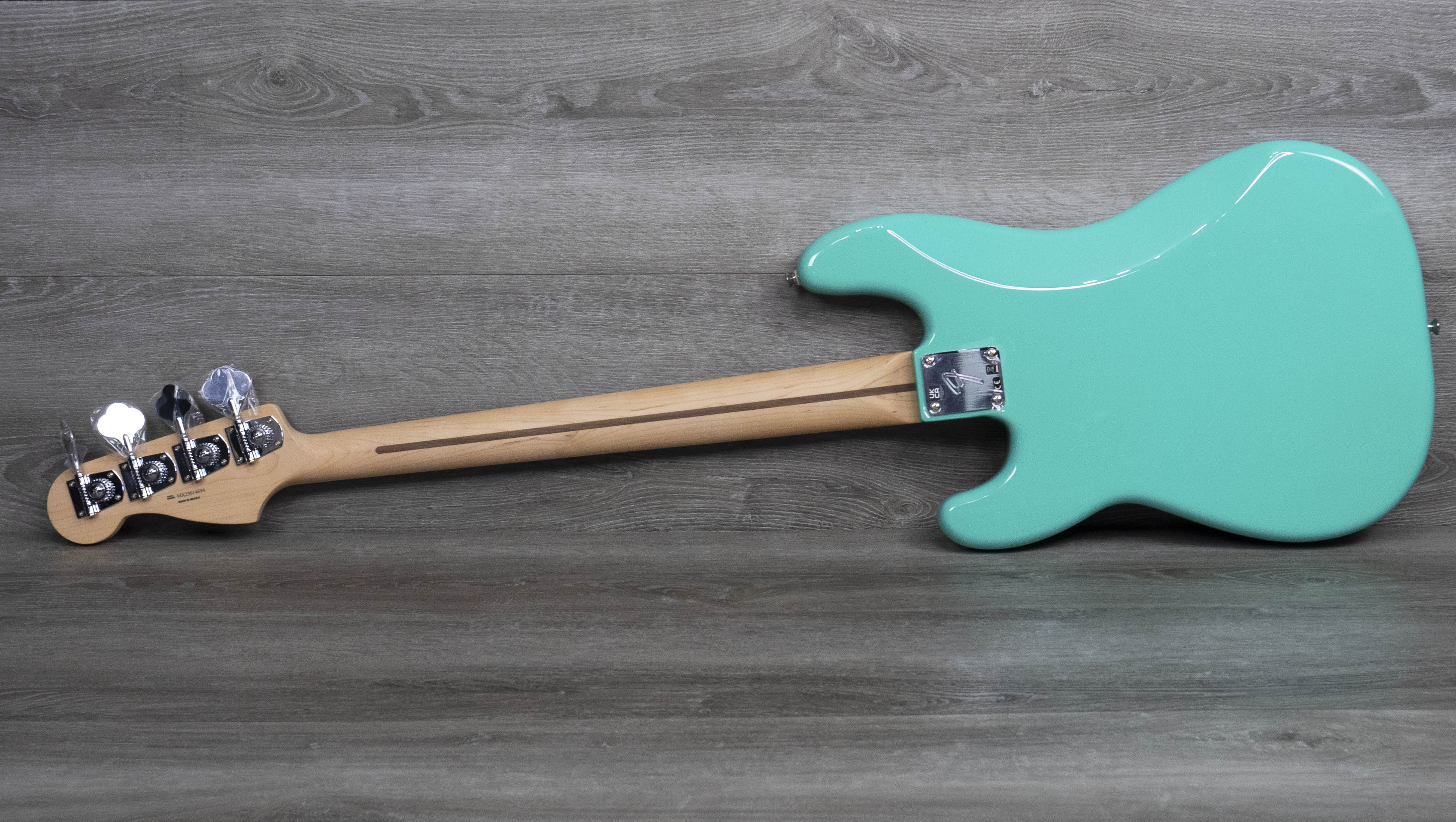 Fender Player Precision Bass, Pau Ferro Fingerboard, Sea Foam