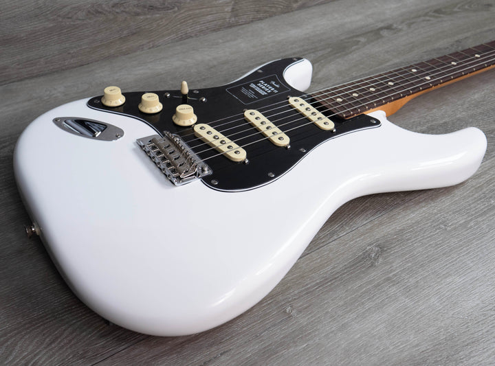 Fender Player II Stratocaster para zurdos, diapasón de palisandro, blanco polar