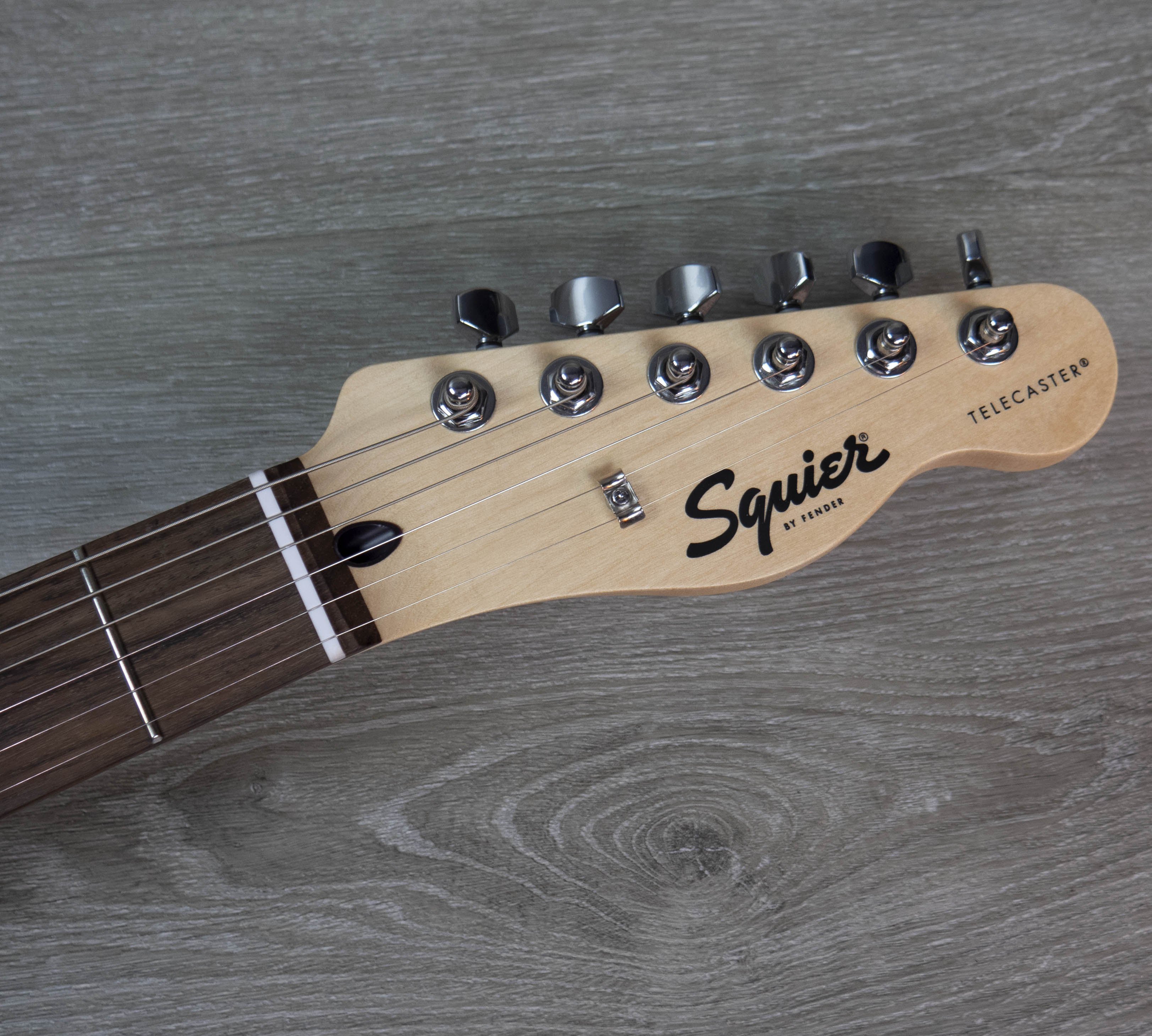 Squier Sonic Telecaster, Laurel Fingerboard, Black Pickguard