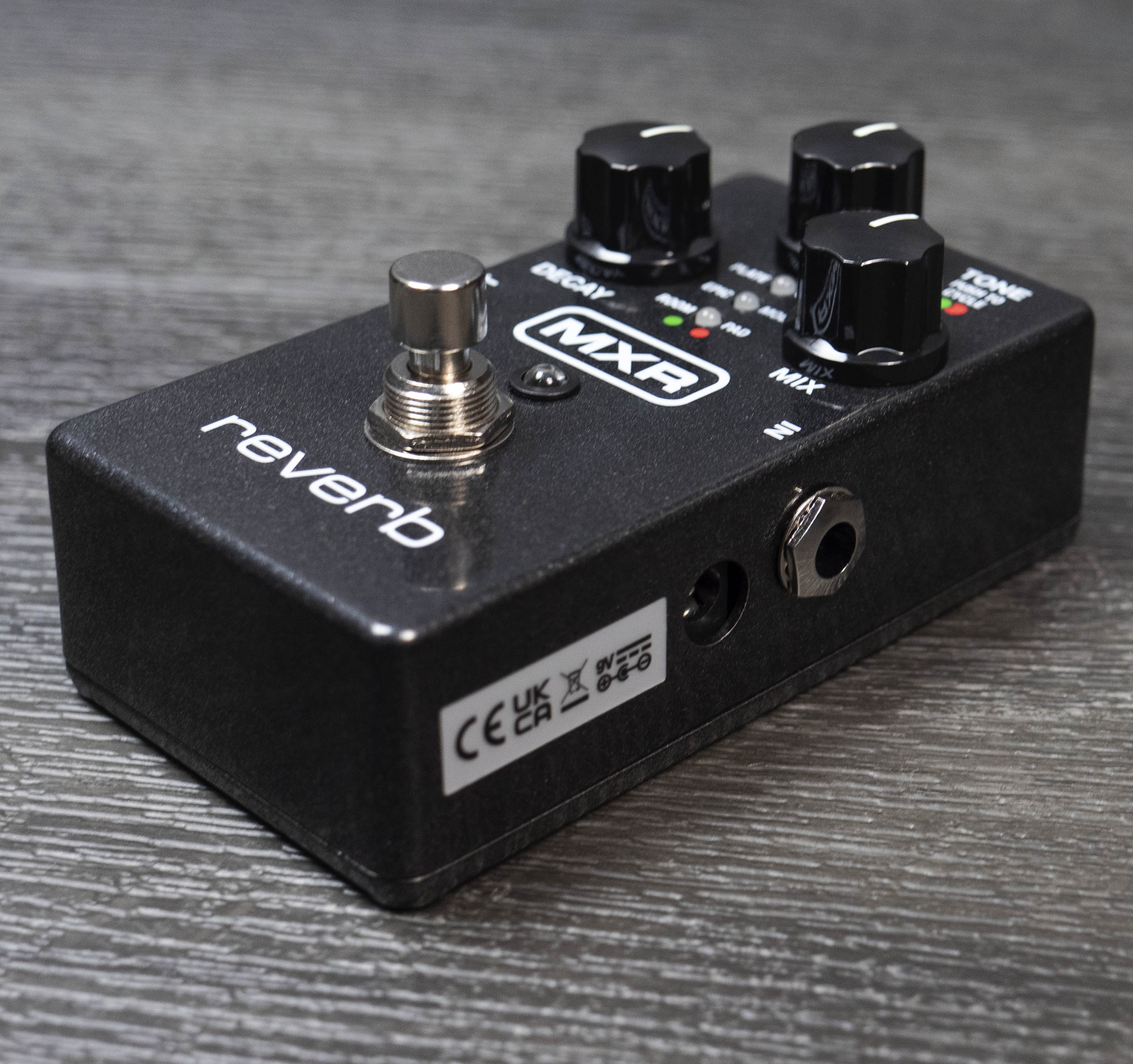 MXR M300 Reverb Pedal – A Strings