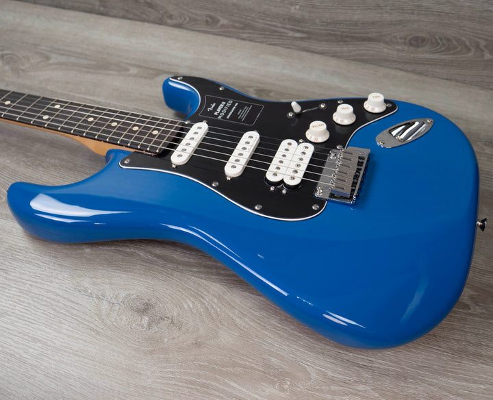 Fender Player II Stratocaster HSS, touche en palissandre, Cherry Burst transparent