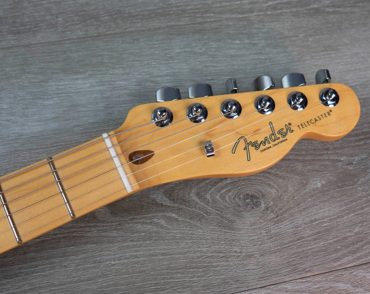 Fender American Professional II Telecaster, Maple Fingerboard, 3-colour Sunburst