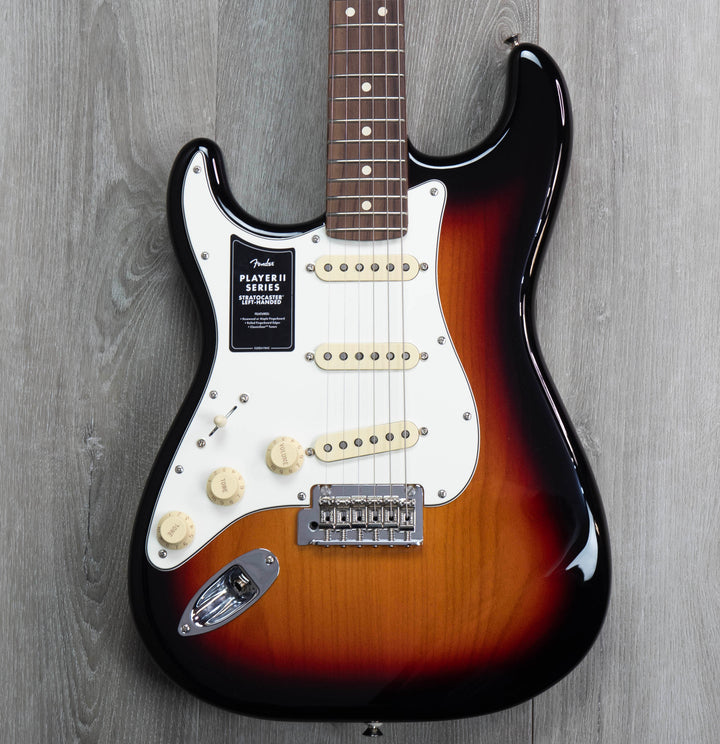 Fender Player II Stratocaster para zurdos, diapasón de palisandro, Sunburst de 3 colores