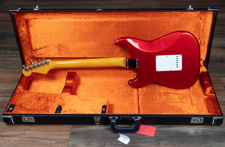 Fender American Vintage II 1965 Stratocaster, Round-Lam Rosewood Fingerboard, Candy Apple Red