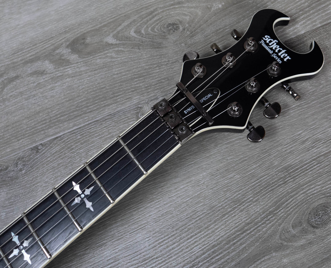 Usado: Schecter Synyster Gates Special, negro brillante