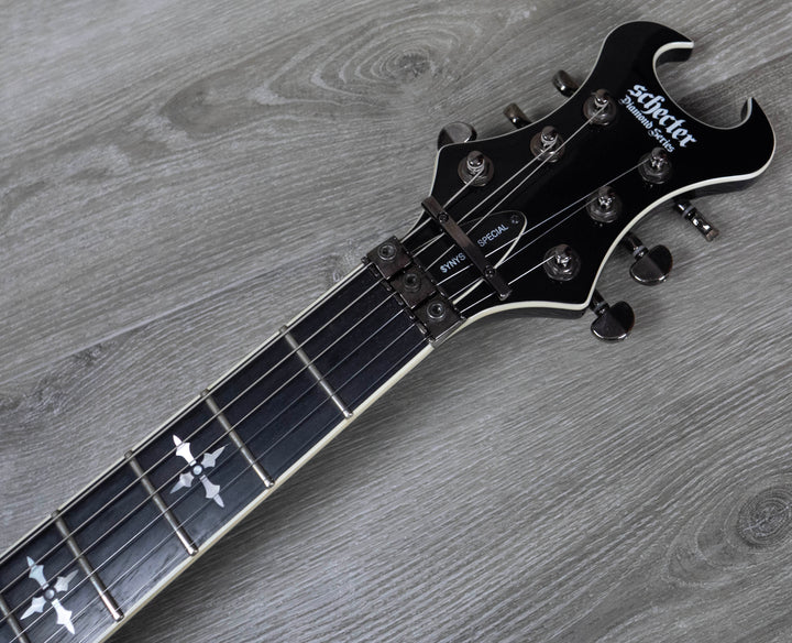 D'occasion : Schecter Synyster Gates Special, noir brillant