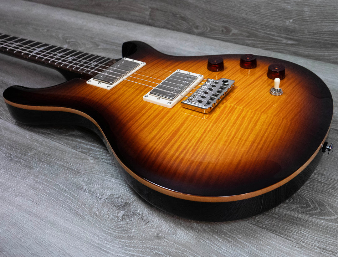 PRS SE DGT, McCarty Tobacco Sunburst