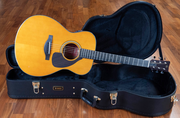Yamaha FSX5G Red Label Acoustic Guitar, Vintage Natural