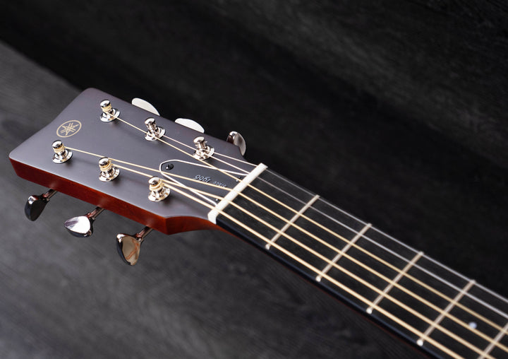 Yamaha FSX5G Red Label Acoustic Guitar, Vintage Natural