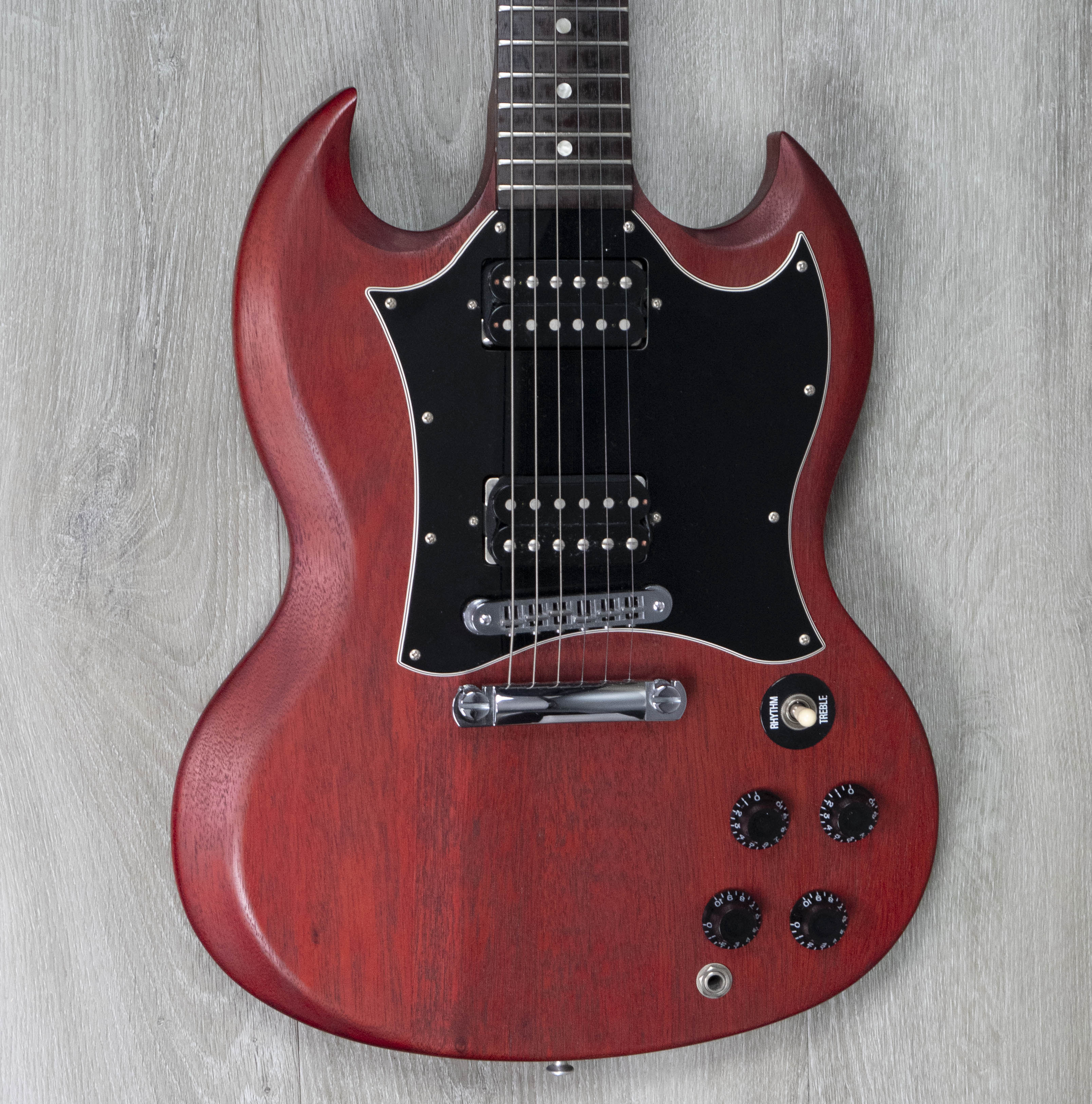 Pre-Owned Gibson SG Tribute, Satin Cherry – A Strings