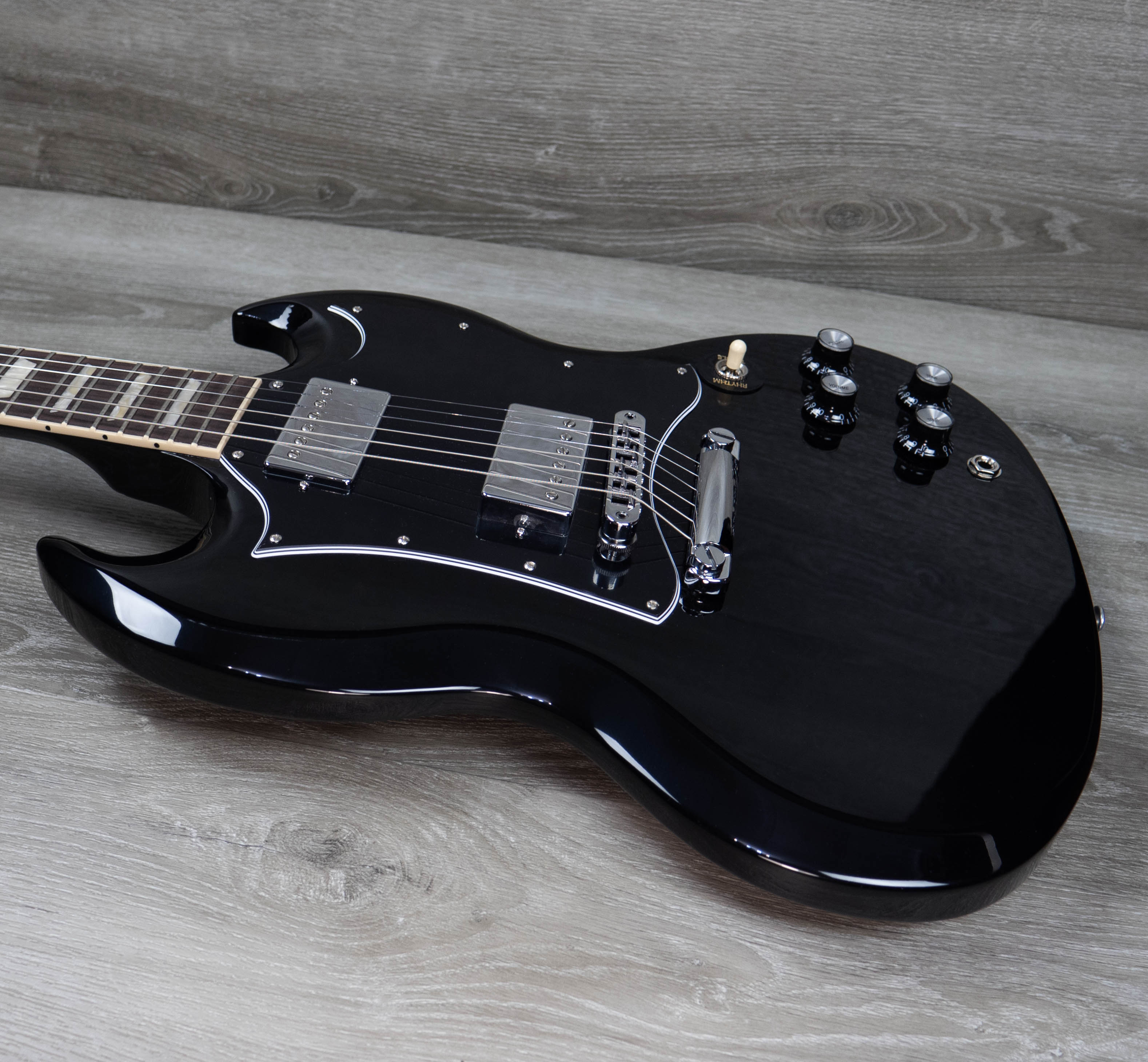 Gibson SG Standard, Ebony #234740227 – A Strings