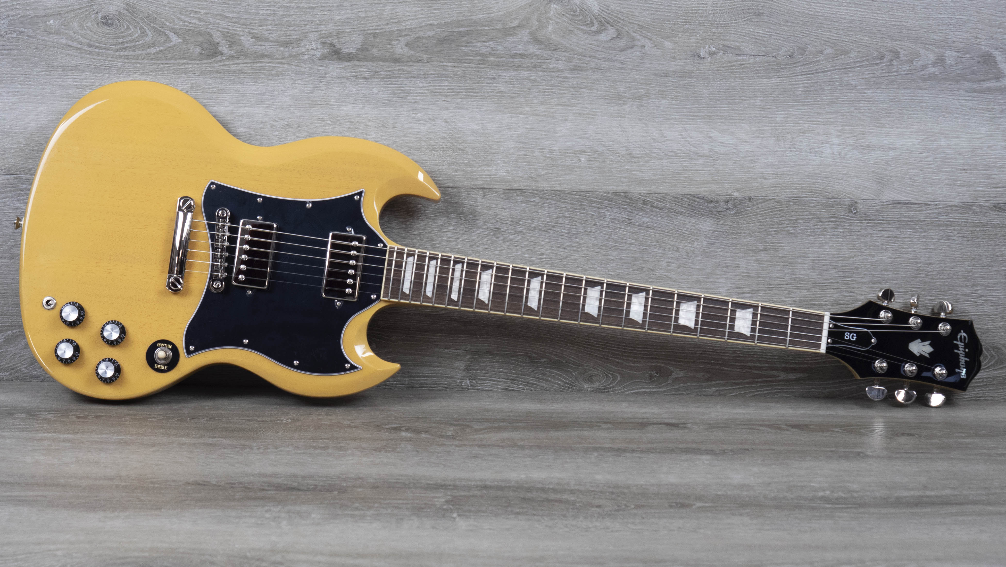 【美品】Epiphone SG standard TV yellow Epiphone SG Standard, TV Yellow, including Premium Gigbag – A Strings