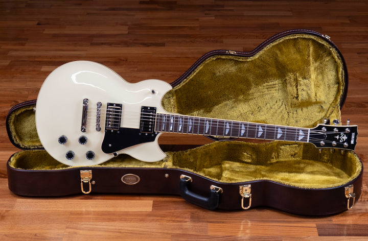 Yamaha SG1820 Electric Guitar, Vintage White