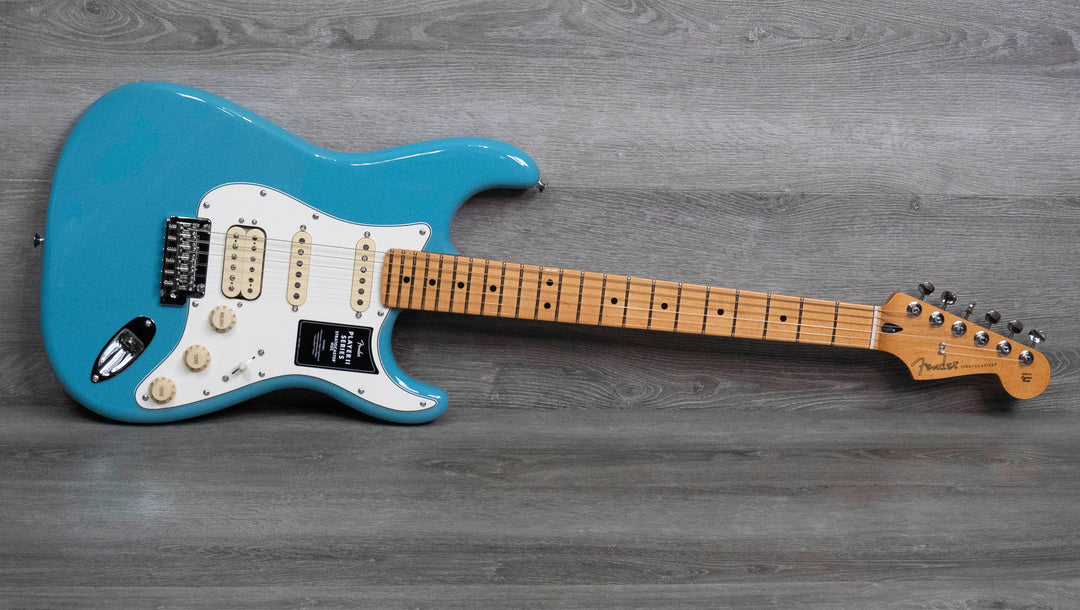 Fender Player II Stratocaster HSS, diapasón de arce, tono azul aqua