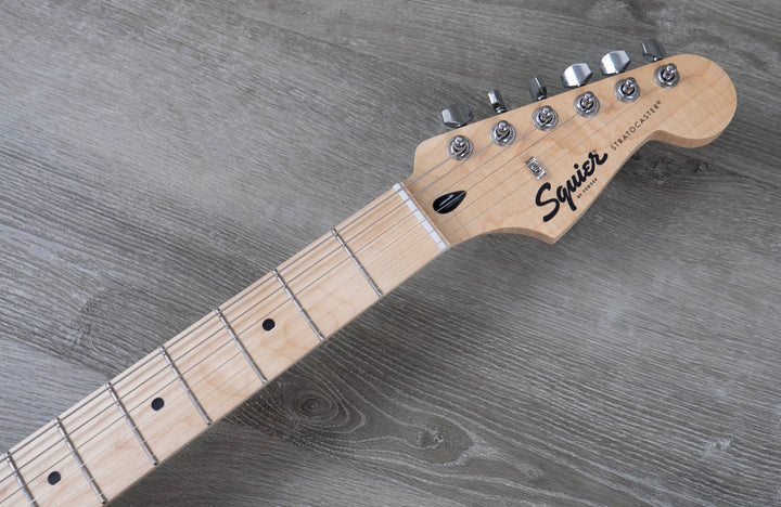 Squier Sonic Stratocaster HSS, Maple Fingerboard, Black Pickguard, Midnight Blue