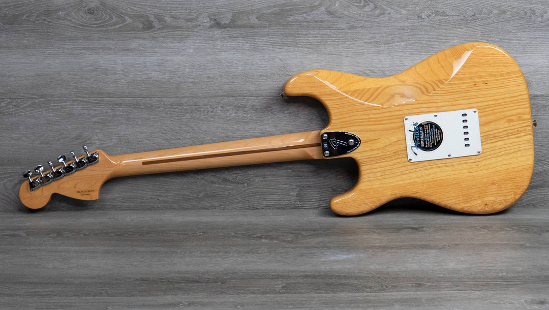 Pre-Owned Fender Classic Series 70s Reissue Stratocaster, Natural