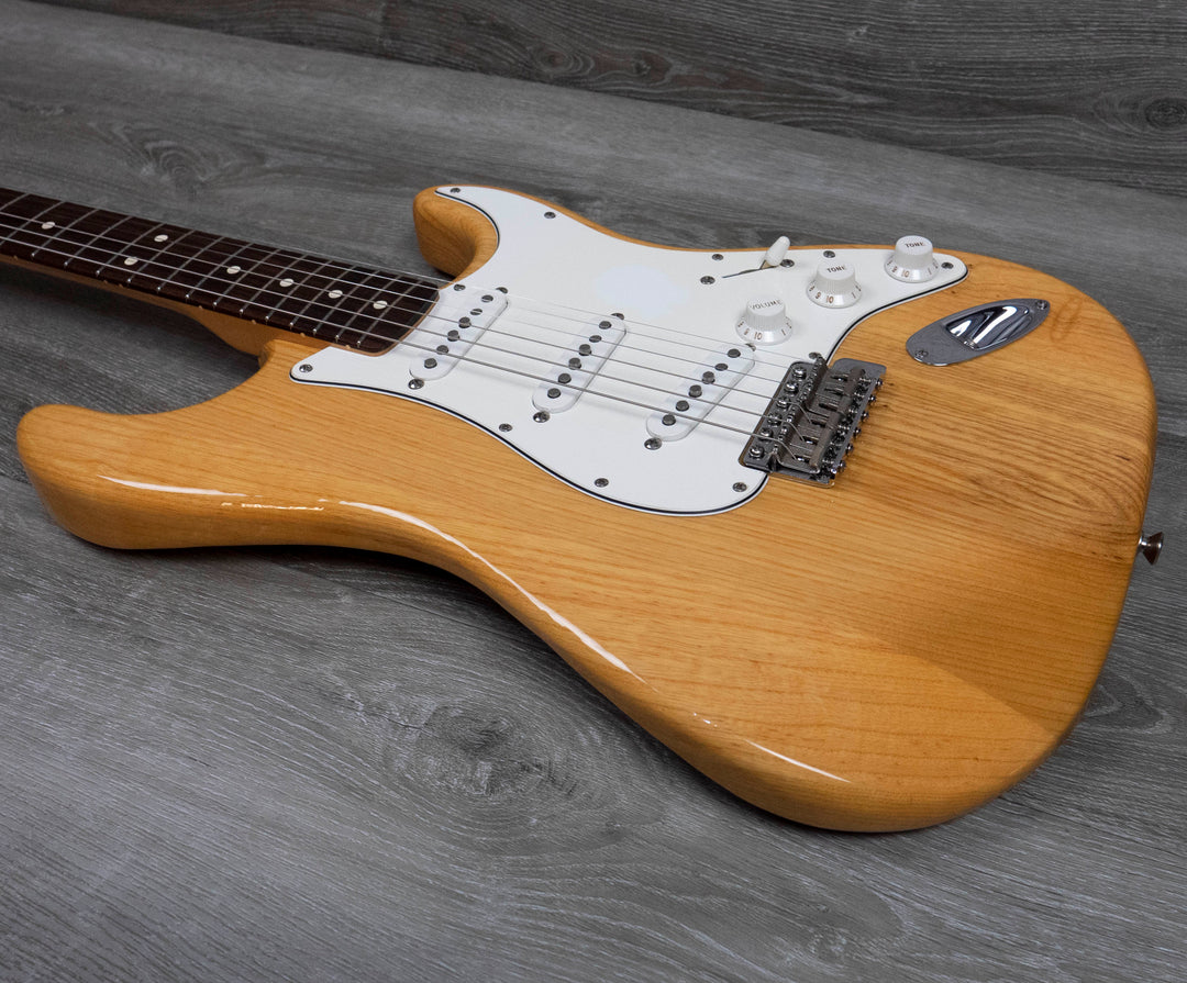 Pre-Owned Fender Classic Series 70s Reissue Stratocaster, Natural