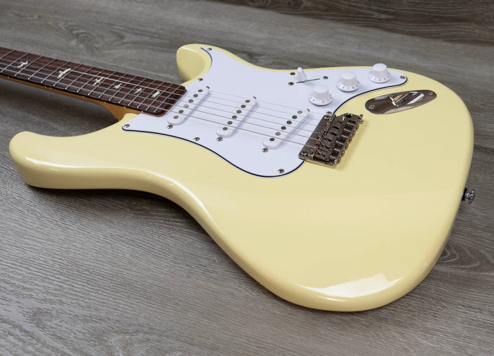 Pre-Owned PRS SE Silver Sky, Moon White