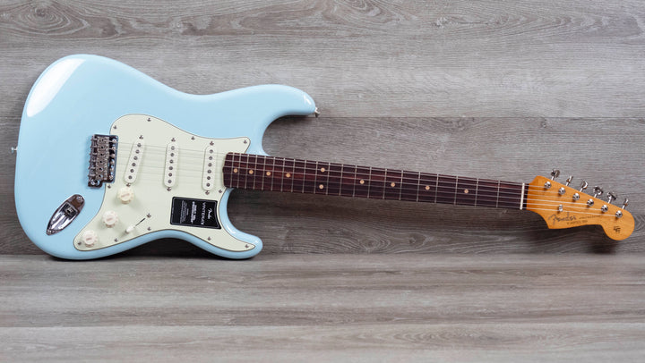 Fender Vintera III Early '60s Stratocaster, Rosewood Fingerboard, Sonic Blue