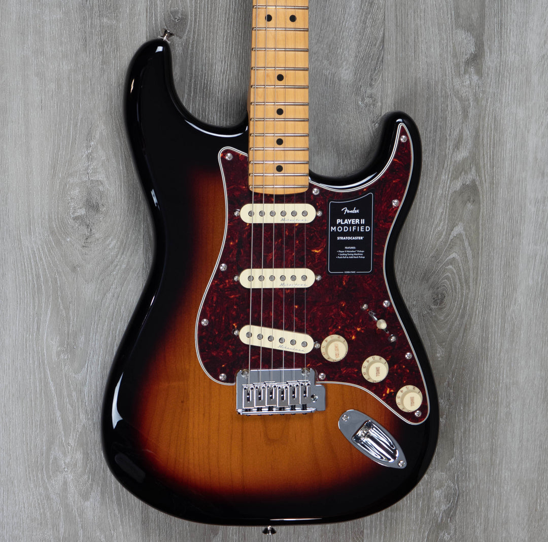 Fender Player II Stratocaster, diapasón de arce, acabado Cherry Burst envejecido