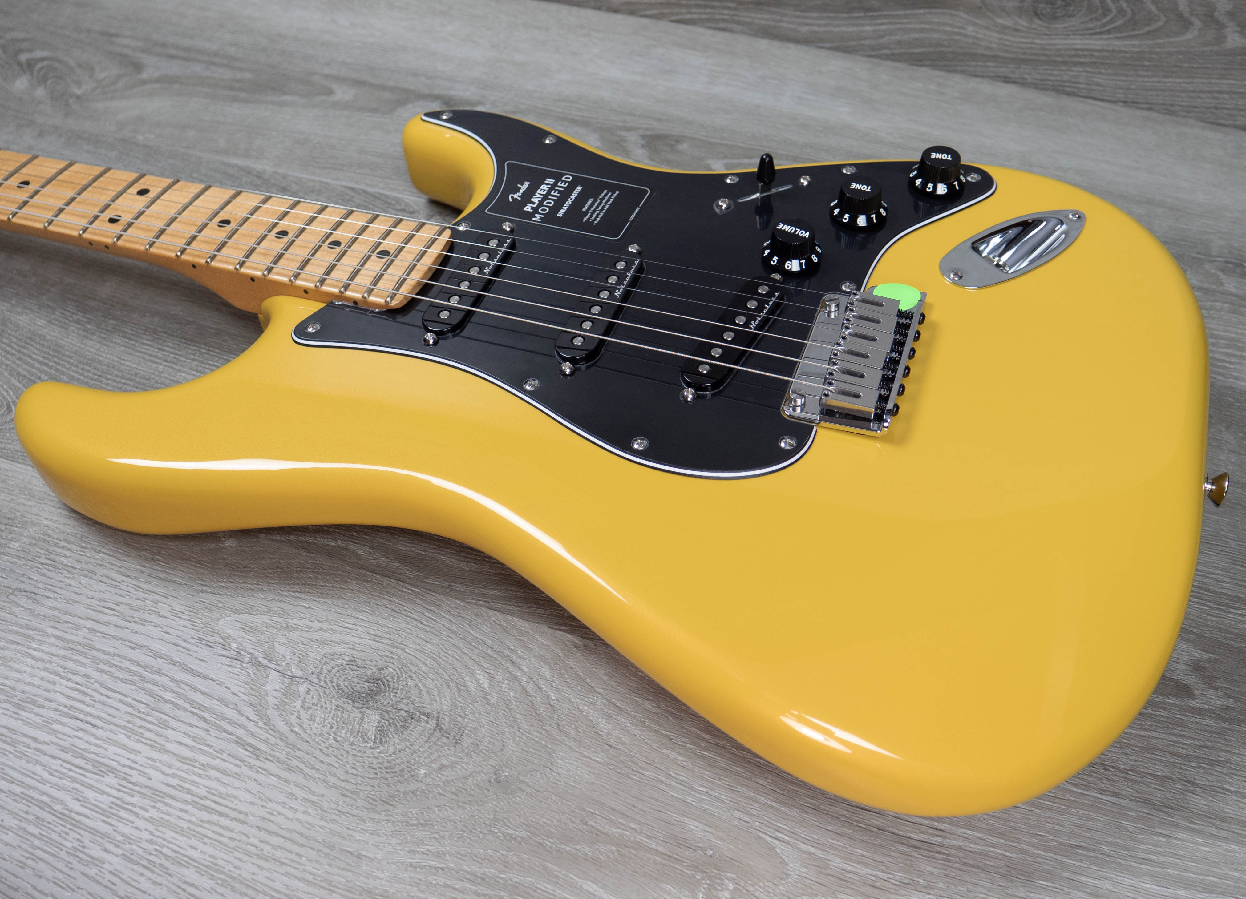 イエローFender player Ⅱ modifiedストラトキャスター FENDER ( フェンダー ) Player II Modified Stratocaster, Sunshine