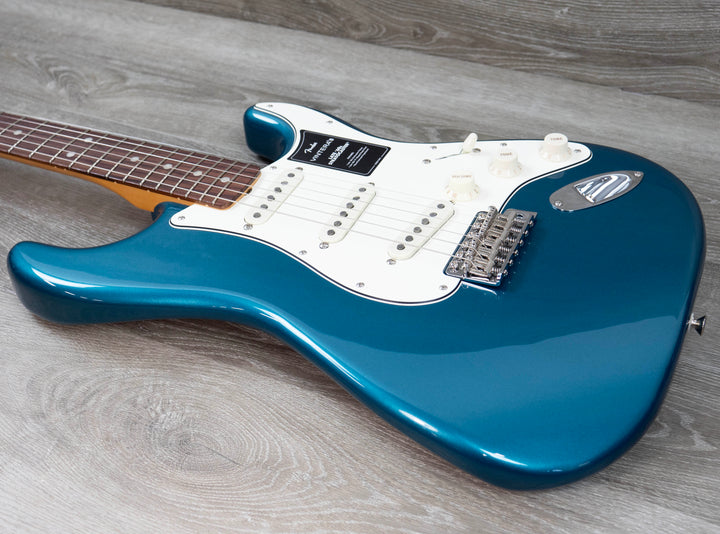 Fender Vintera III Late '60s Stratocaster, Rosewood Fingerboard, Ocean Turquoise