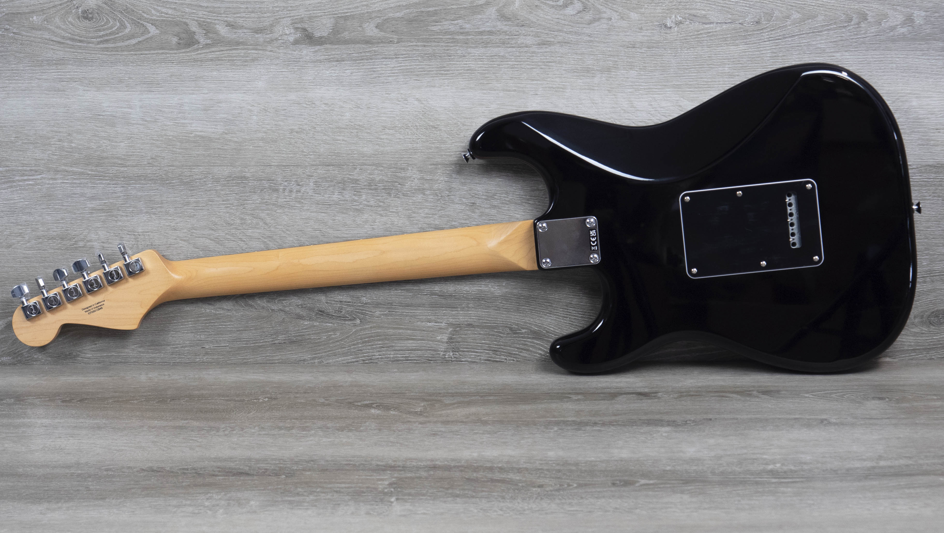 Fender Standard Stratocaster HSS, Laurel Fingerboard, Black – A