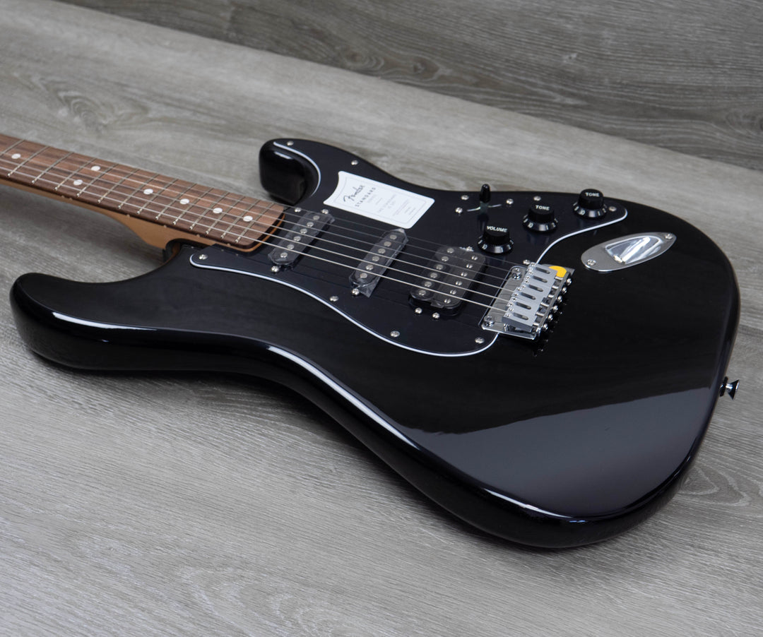 Fender Standard Stratocaster HSS, Laurel Fingerboard, Black